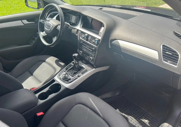 Audi A4 cena 54400 przebieg: 98000, rok produkcji 2015 z Miastko małe 106